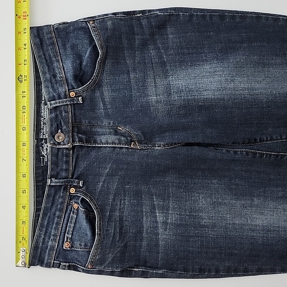 Levi's Women's Bold Curve Classic Straight Leg Denim Blue Fade Jeans Sz  31 X 32 - Picture 13 of 16